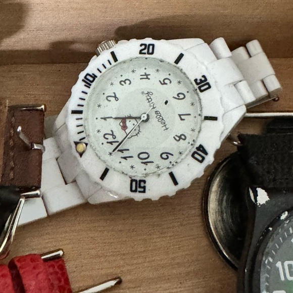 Watch Lot - Picture 5 of 10